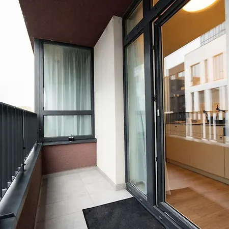 Mb With Parking Appartement